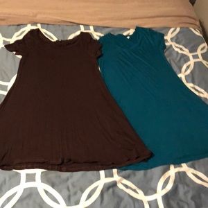 2 short sleeve dresses brown and teal